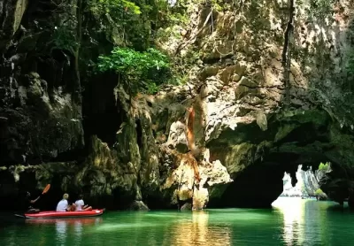 Canoeing in Phang Nga Bay